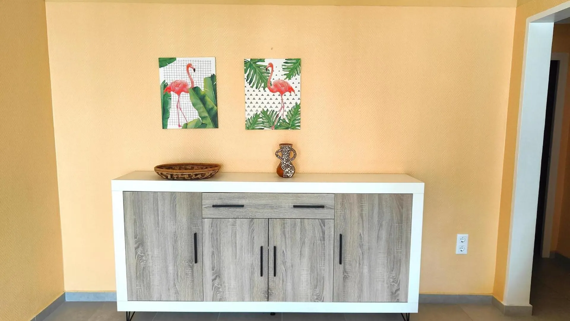 Apartamento En Roses, 2ª Linea De Playa, Con Terraza, Wifi Y Parking Comunitario - Es-258-31