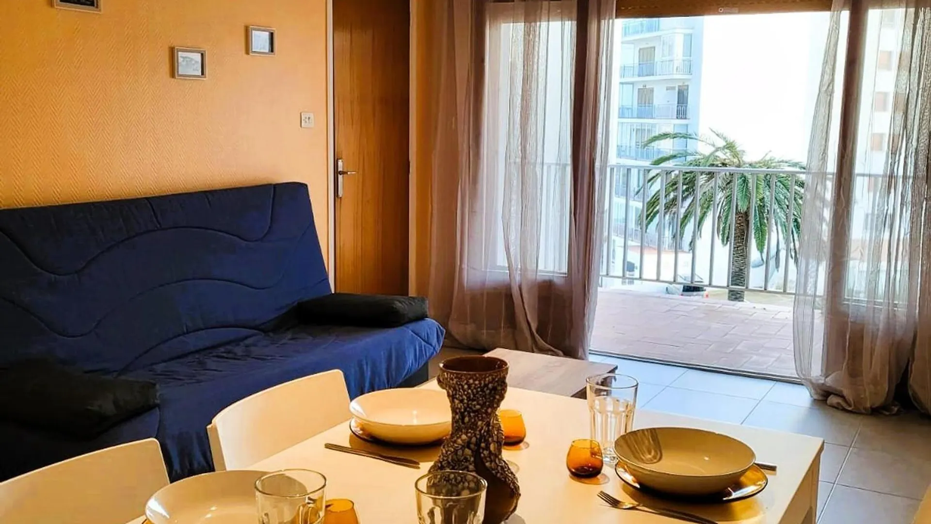 Apartamento En Roses, 2ª Linea De Playa, Con Terraza, Wifi Y Parking Comunitario - Es-258-31 location